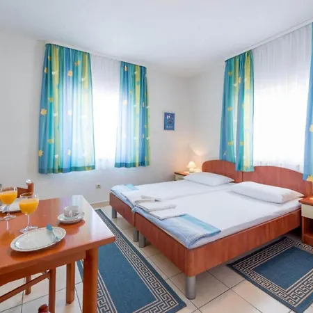 Apartman Borna *