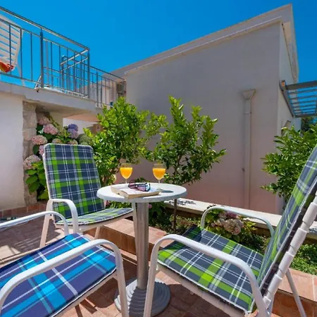 Apartment Borna *